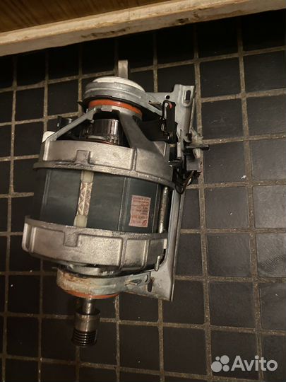 Двигататель стиральной машины Brand