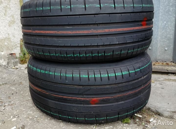 Pirelli P Zero 245/35 R19 93Y