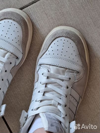 Кроссовки женские adidas forum