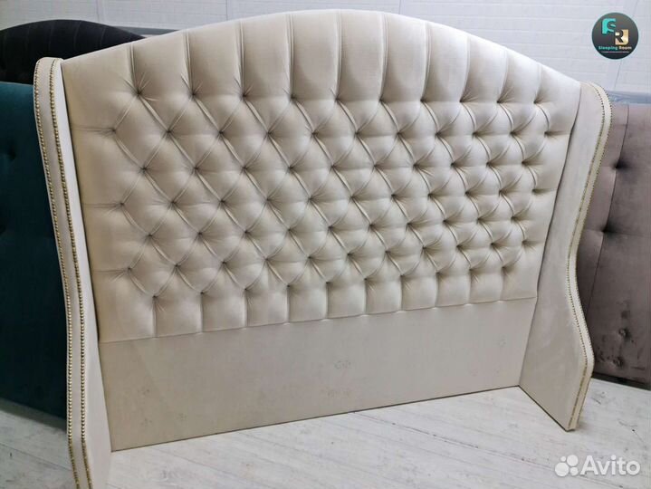 Кровать двуспальная