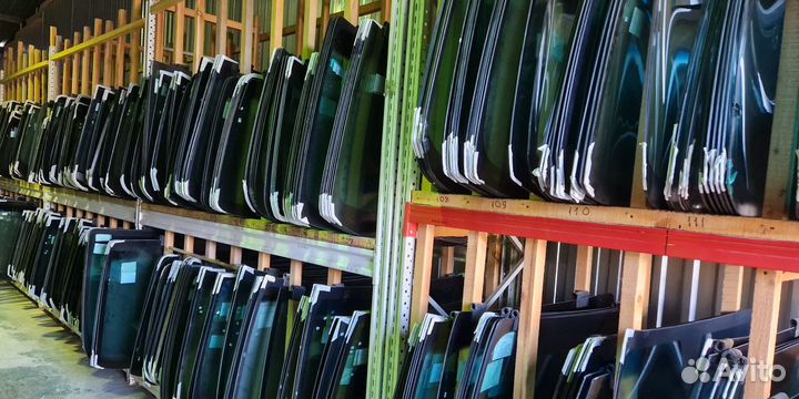 Лобовое стекло с обогревом Lexus UX