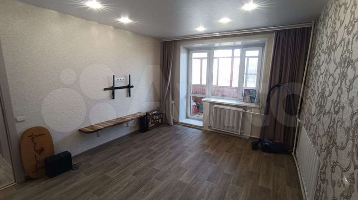 2-к. квартира, 44 м², 1/9 эт.