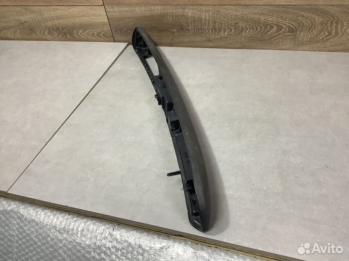 Накладка двери багажника LADA Largus