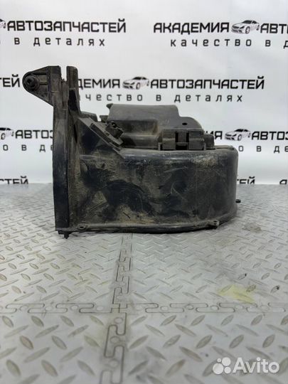 Корпус моторчика печки Toyota 4Runner RN130
