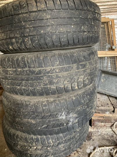 Goodyear Assurance TripleTred 23.5/65 R17