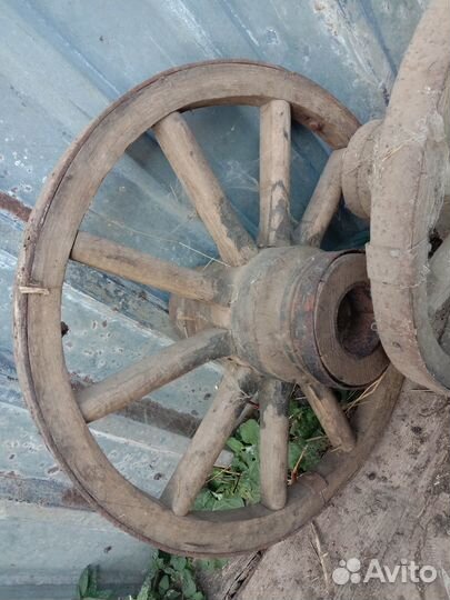 Старинные колеса от деревянной телеги 4 шт