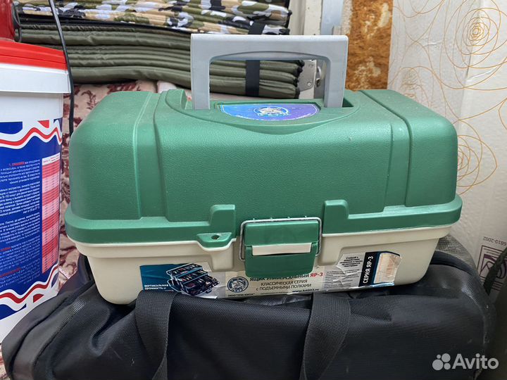 Рыболовный ящик