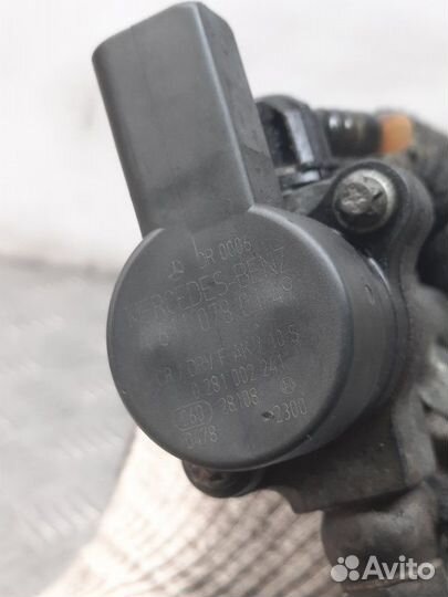 Регулятор давления топлива Mercedes-Benz S-Class