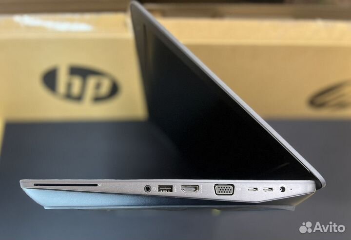 HP ZBook 17 G3 Mobile Workstation