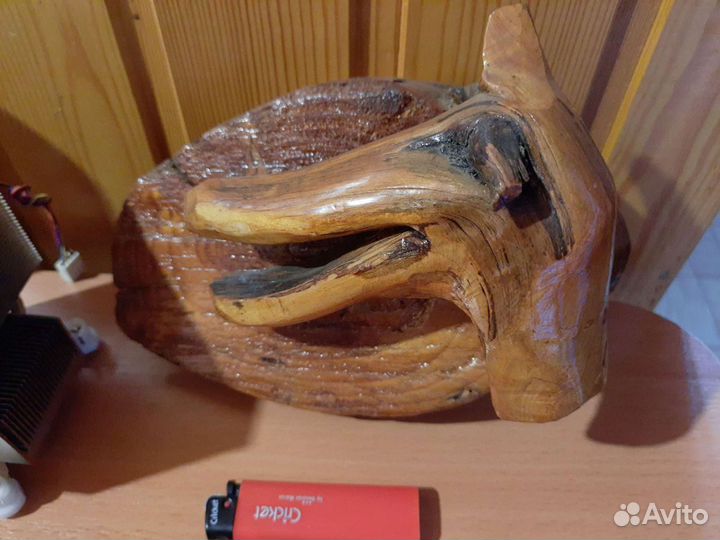 Фигура из дерева