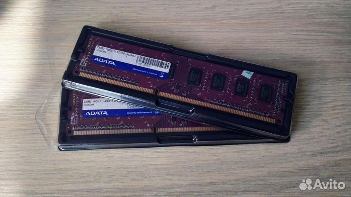 DDR3 4GB 1600MHz/1333MHz