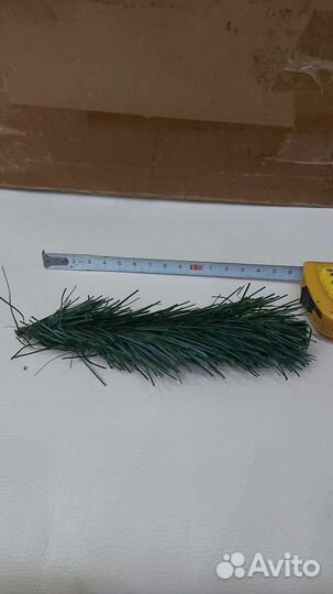 Еловые веточки искусственные.Декор.Ветки елки