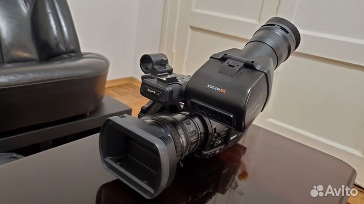 Видеокамера Sony PMW-EX3