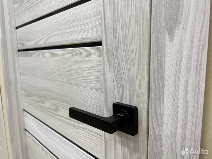 Дверь межкомнатная не бу SP64