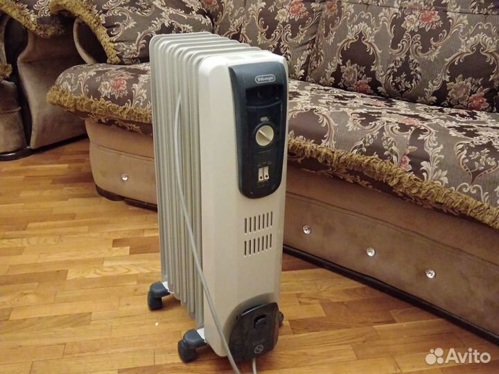 Масляный обогреватель delonghi