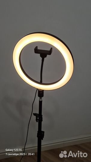 Кольцевая лампа 25 см