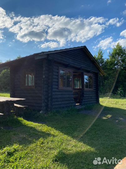 База отдыха на берегу озера