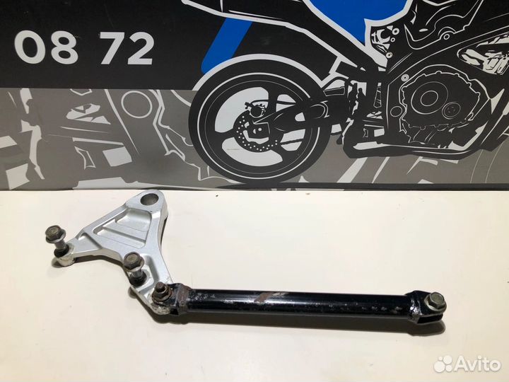 Кронштейн суппорта Yamaha FZ 400 Fazer 1997г