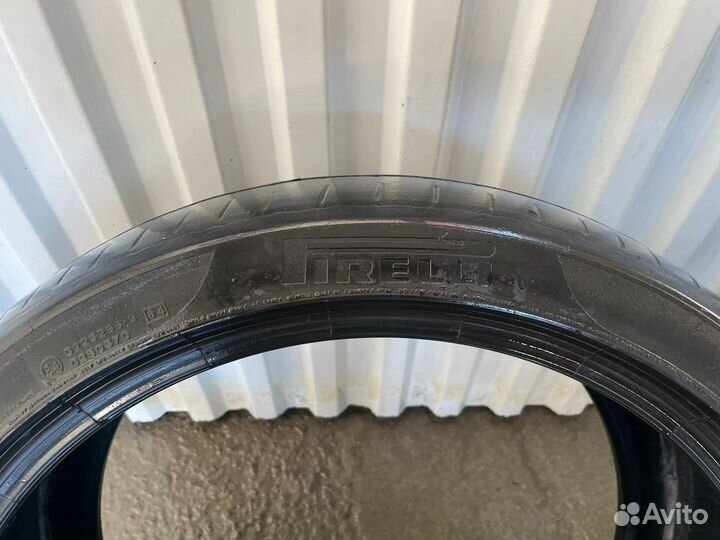 Pirelli Ceat Formula Winter 285/35 R21