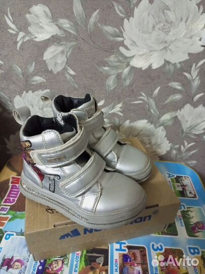 Ботинки детские 27