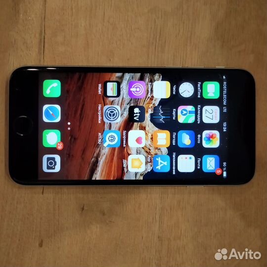 iPhone 6S, 64 ГБ