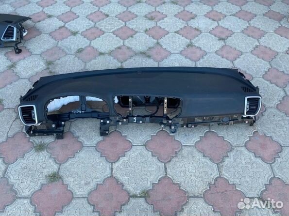 Торпеда с подушкой безопасности Kia Спортейдж 4 QL