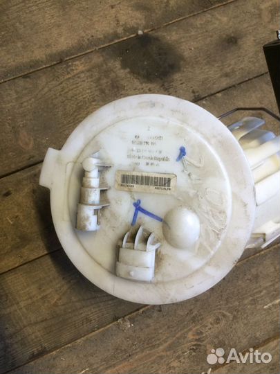 Насос топливный, бензонасос Opel Zafira B