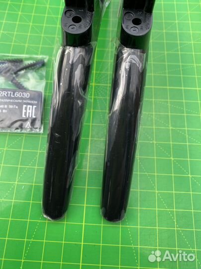 Thomson T32RTL6030 ножки