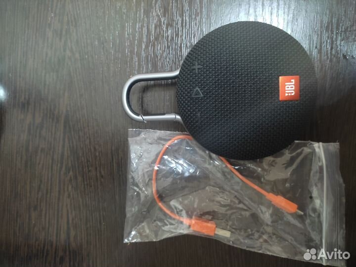 Блютуз колонка jbl
