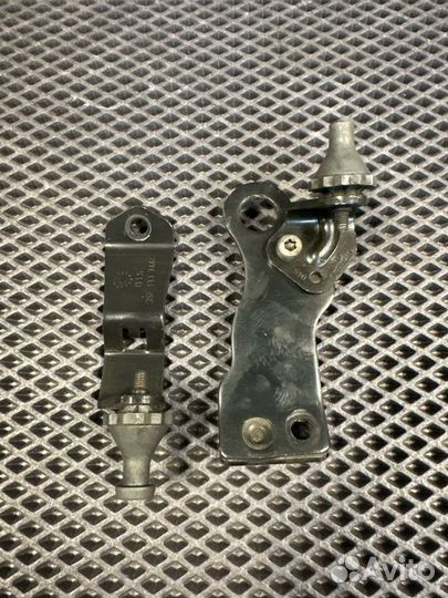 Кронштейн двигателя Volkswagen Golf R MK5 cdlc