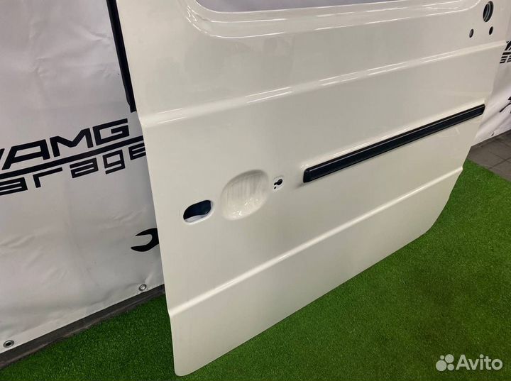 Дверь передняя правая Mercedes-Benz G-Class W464