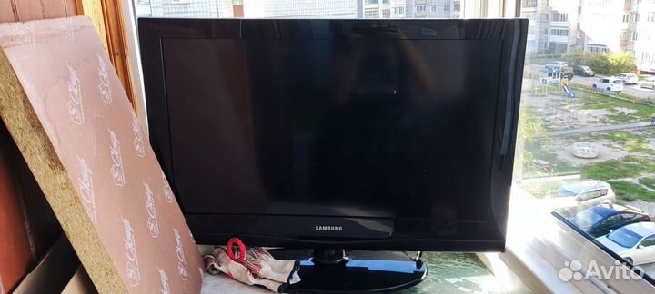Телевизор samsung