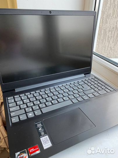 Lenovo ideapad s145