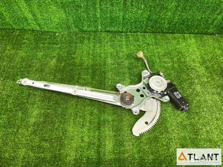 Стеклоподъемник передний правый toyota grand hiace