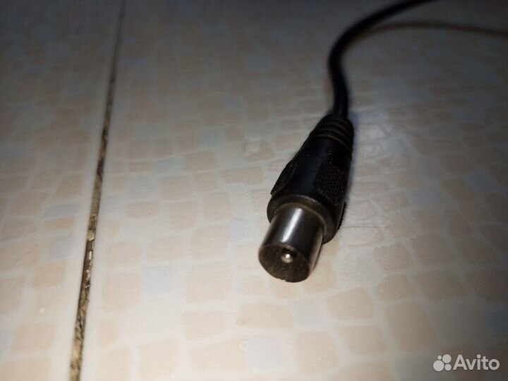 Антенный переходник: 1 папа, 2 мамы.переключатель