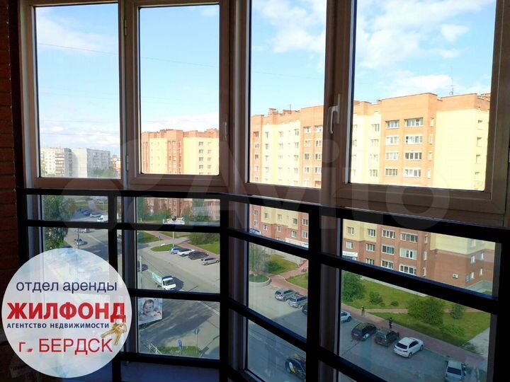 1-к. квартира, 42 м², 8/10 эт.