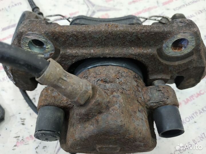 Суппорт w210 Mercedes передний 288