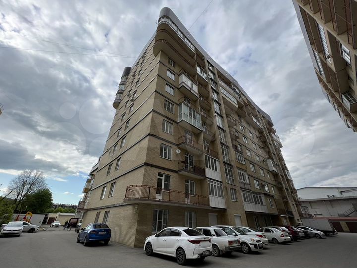 3-к. квартира, 120 м², 5/12 эт.