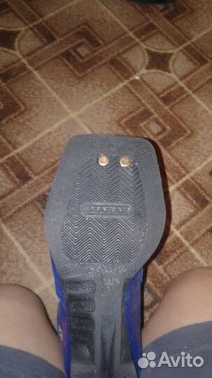 Продам ботинки лыжные