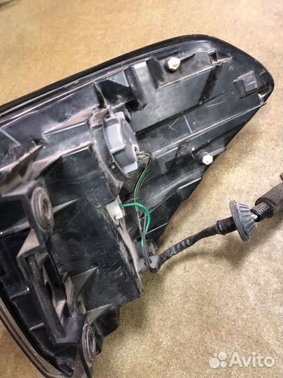 Фонарь в крыло задний правый Nissan Patrol Y62