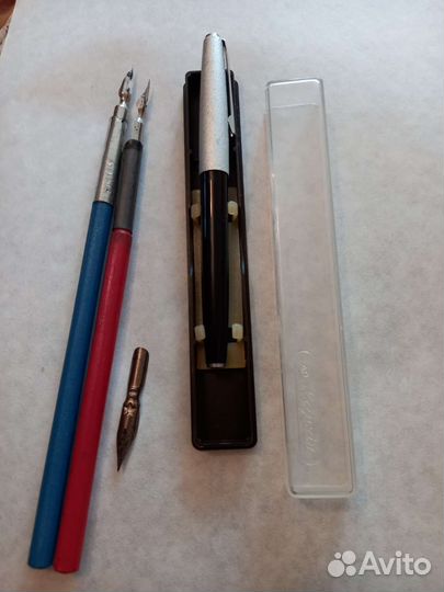 Ручки перьевые чернильные, кнопки СССР