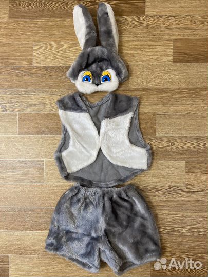 Новогодний костюм зайчика