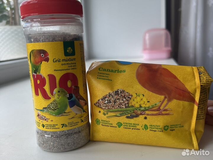 Минералы для птиц и корм для канареек