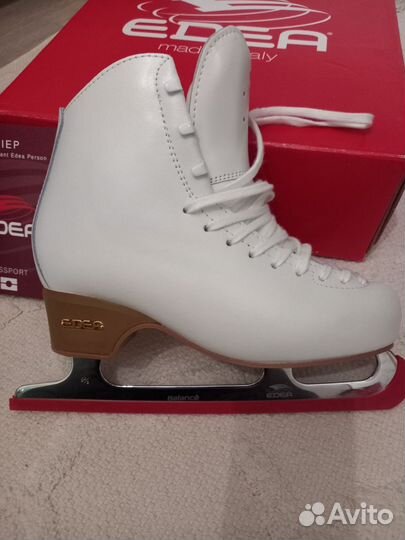 Фигурные коньки edea 260