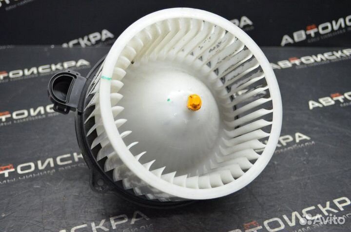 Моторчик печки Хендай Старекс