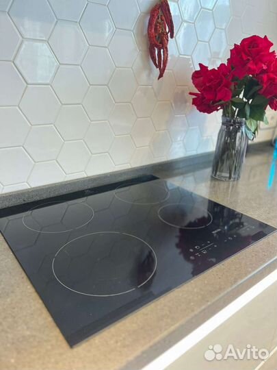 Индукционная варочная панель Electrolux Platinum