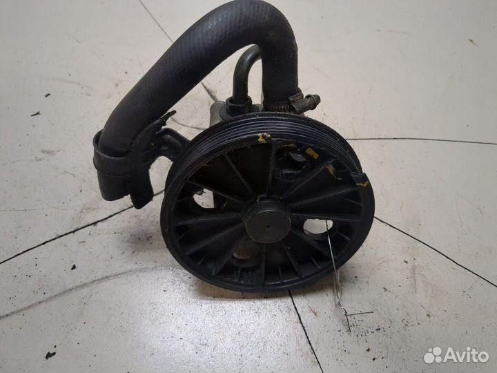 Гур Volvo S80, 2004