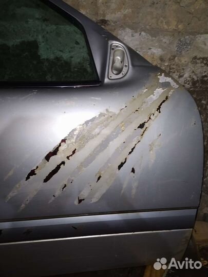 Правая дверь на Mersedes-Benz w210
