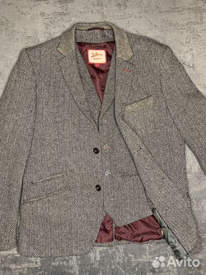 Твидовый костюм жилет+пиджак 48-50