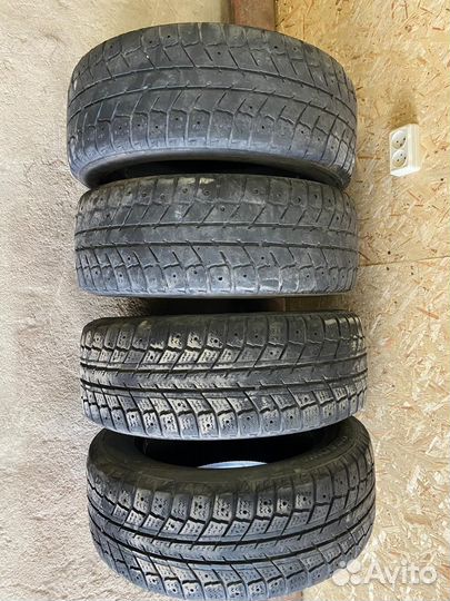 Headway HH201 215/60 R16